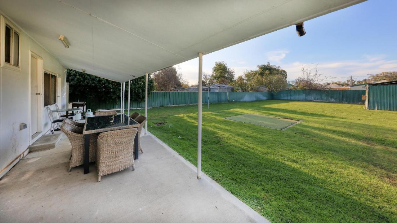 Castlereagh Lodge Motel Coonamble Eksteriør billede