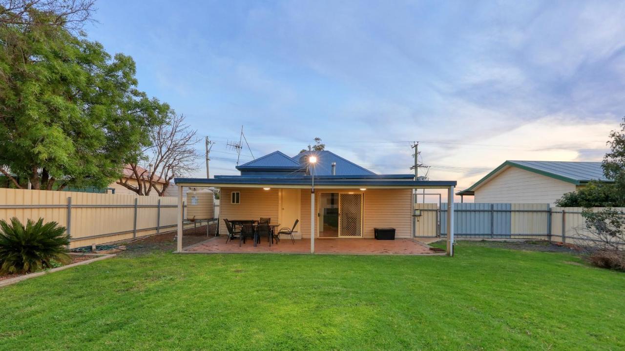 Castlereagh Lodge Motel Coonamble Eksteriør billede